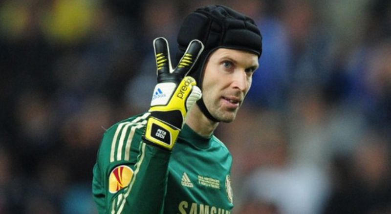 Thi đấu xuất sắc tại Chelsea và nhiều câu lạc bộ lớn